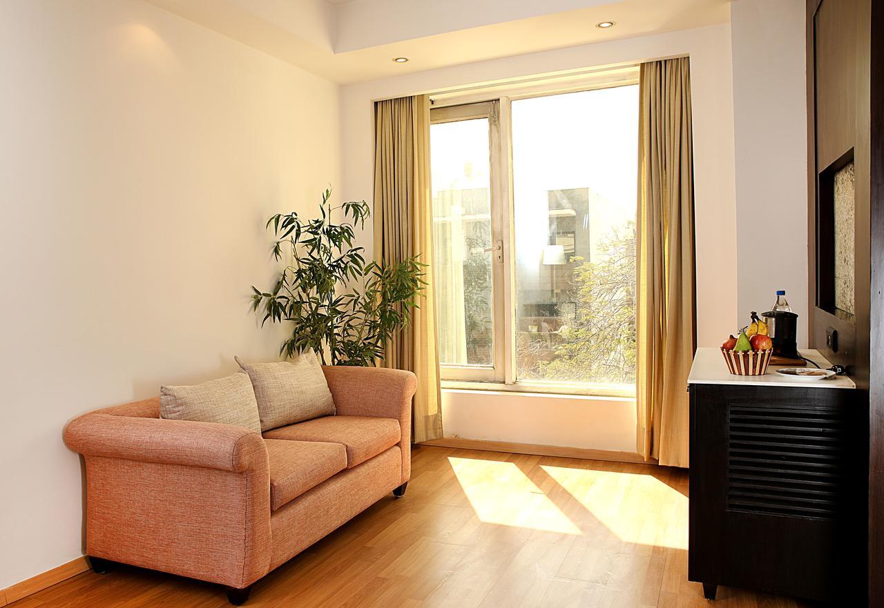 Inde Hotel Vista Woods Huda City Centre, คูร์เคาน์ ภายนอก รูปภาพ