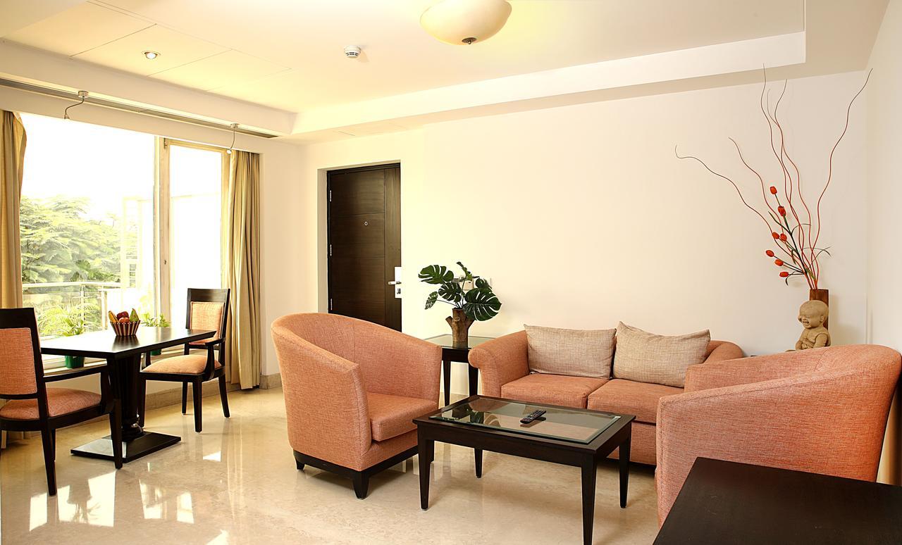 Inde Hotel Vista Woods Huda City Centre, คูร์เคาน์ ภายนอก รูปภาพ