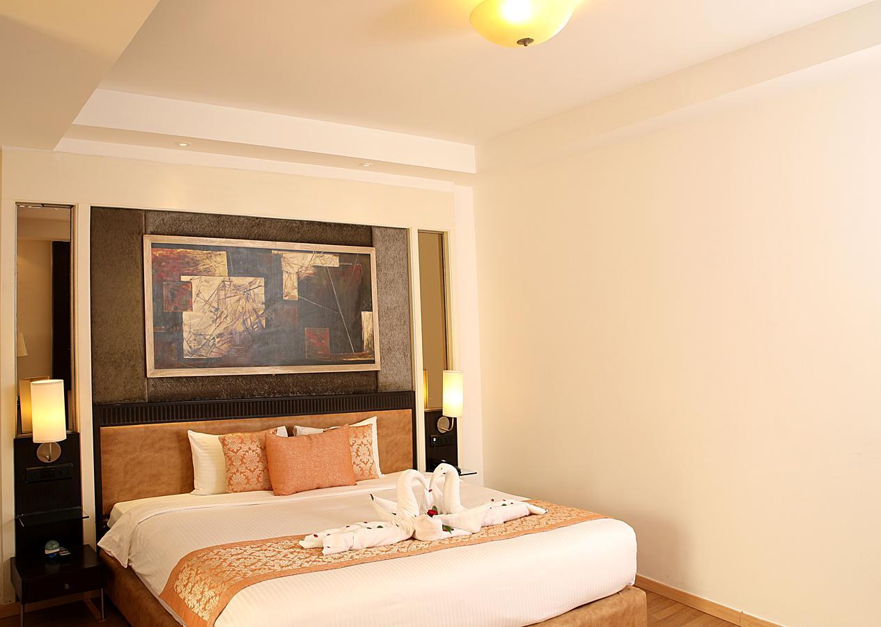 Inde Hotel Vista Woods Huda City Centre, คูร์เคาน์ ภายนอก รูปภาพ