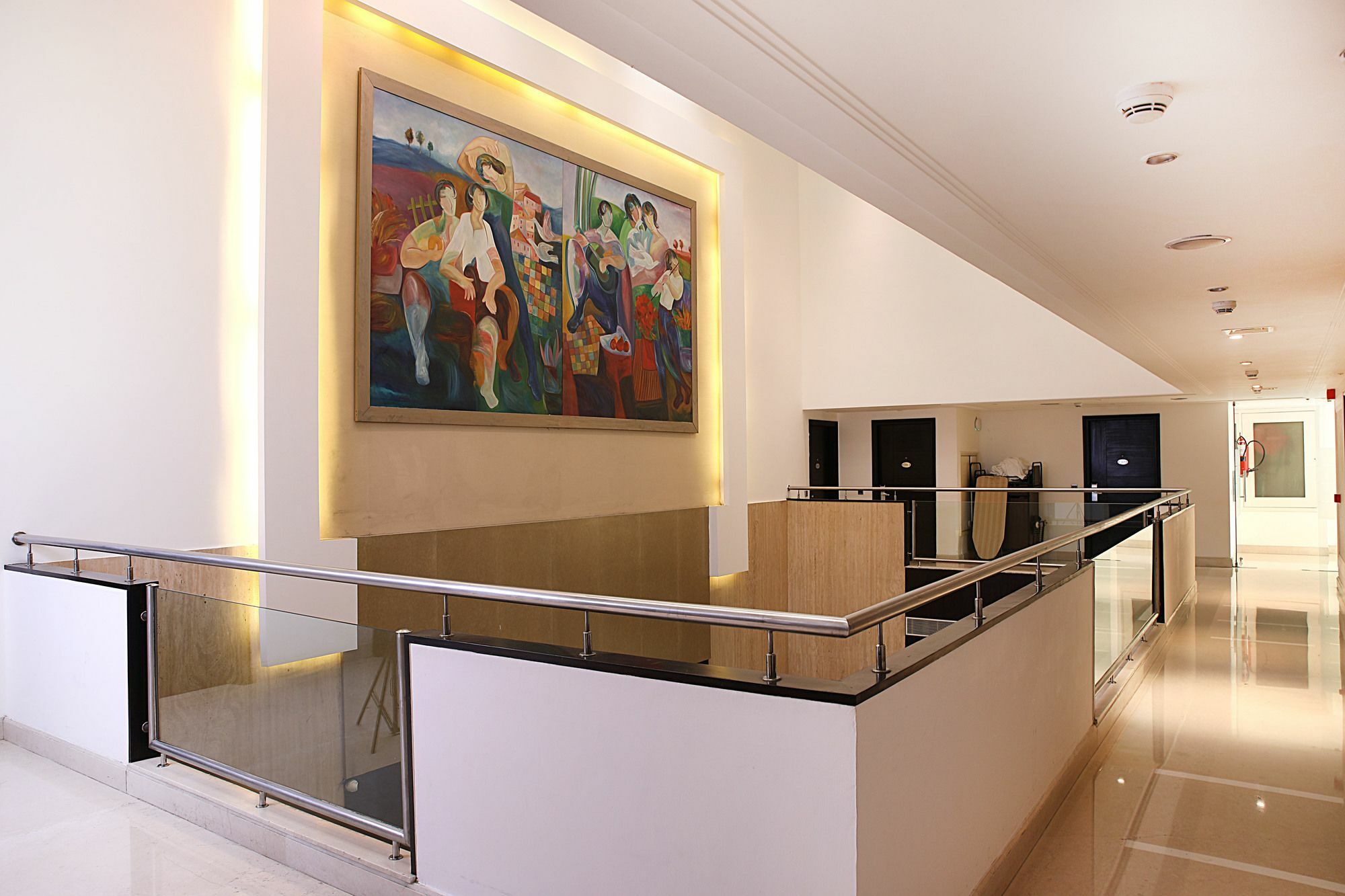 Inde Hotel Vista Woods Huda City Centre, คูร์เคาน์ ภายนอก รูปภาพ