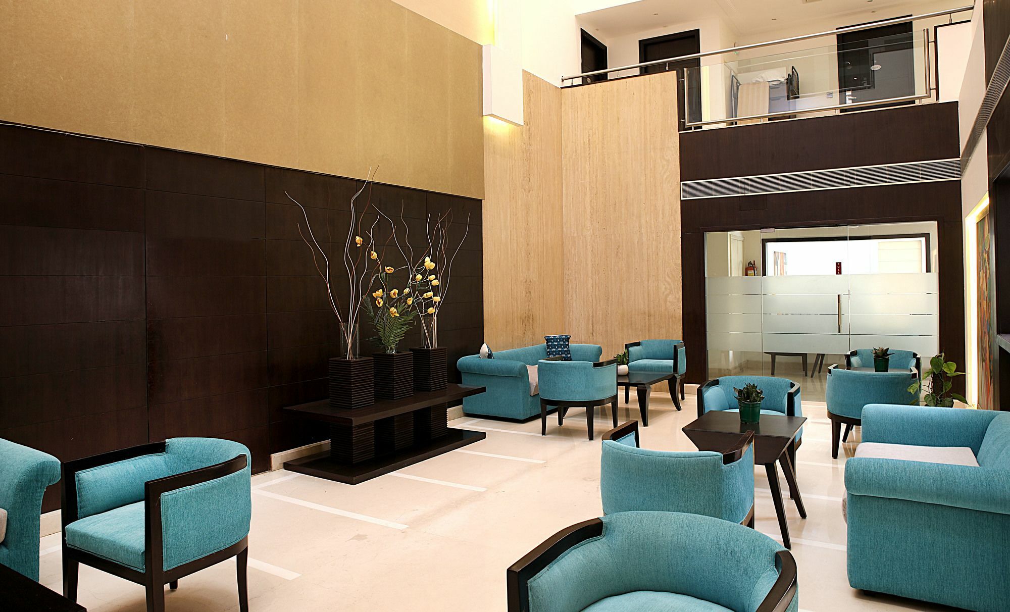 Inde Hotel Vista Woods Huda City Centre, คูร์เคาน์ ภายนอก รูปภาพ