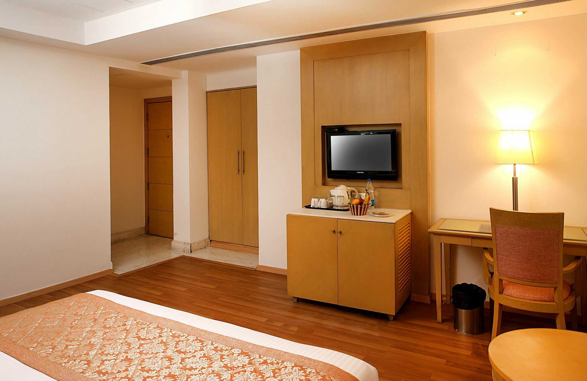 Inde Hotel Vista Woods Huda City Centre, คูร์เคาน์ ภายนอก รูปภาพ